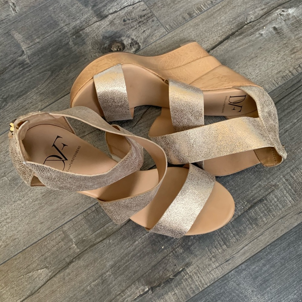 Diane Von Furstenberg open toe platform wedge